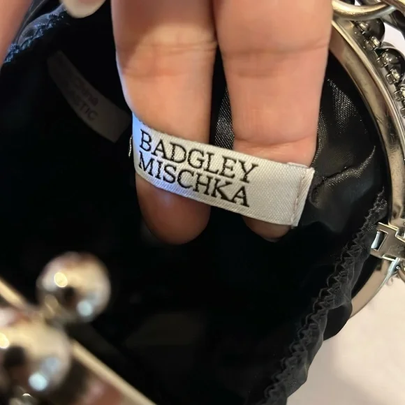 Badgley Mischka Deco Sphere Clutch Wristlet Bag - Picture 6 of 8